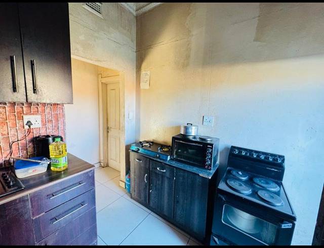 3 BEDROOM HOUSE FOR SALE IN REGENTS PARK